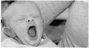 baby-yawn